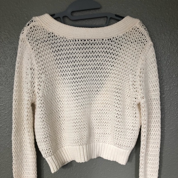 Club Monaco Darina V-back Sweater - Picture 3 of 4